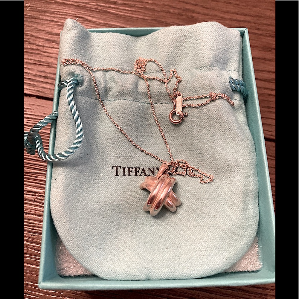 Tiffany & Co - Picture 1 of 4